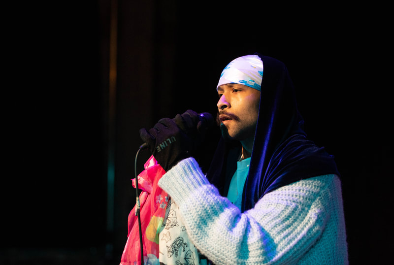 WE'RE GONNA DIE at Wilbury Theatre Group in Providence, RI; photo by Erin X. Smithers.