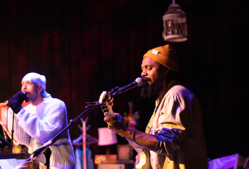 WE'RE GONNA DIE at Wilbury Theatre Group in Providence, RI; photo by Erin X. Smithers.