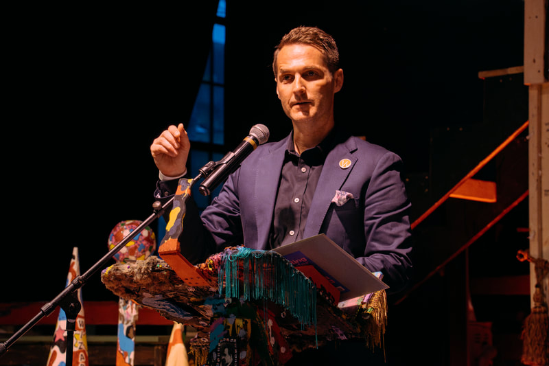 SWEET SIXTEEN: A Fundraising Gala for Wilbury Theatre Group, Providence RI; photo by Perry Barkett.