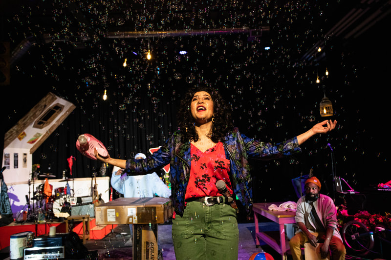 WE'RE GONNA DIE at Wilbury Theatre Group in Providence, RI; photo by Erin X. Smithers.
